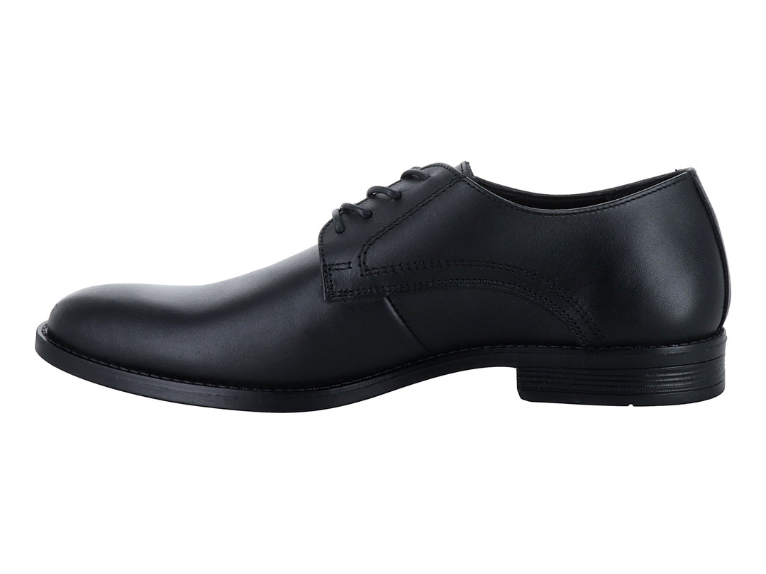 Zapato formal de hombre color negro con cordones, marca Dockers.