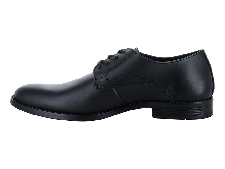 Zapato formal de hombre color negro con cordones, marca Dockers.
