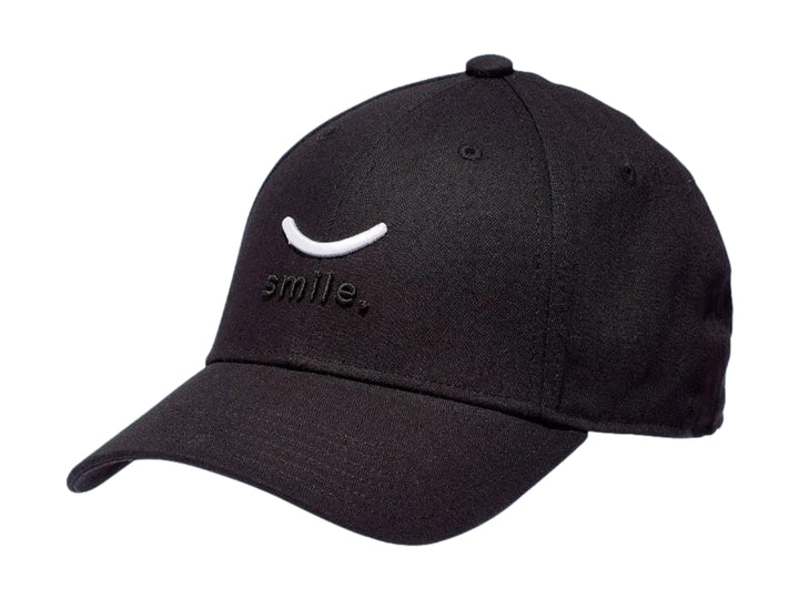 Gorra negra Converse con bordado de una sonrisa y la palabra &