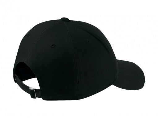 Gorra Converse color negro con logotipo circular bordado en el frente y visera curva.