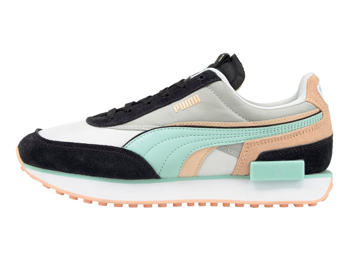 Tenis PUMA Future Rider Double en colores gris, negro, verde menta y durazno con suela blanca y rosa.