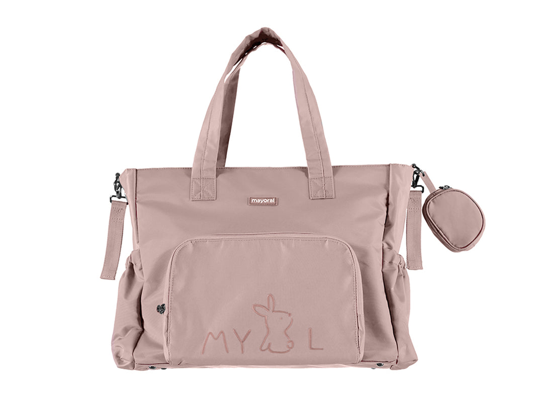 Set de bolso pañalero color peonia con bolsillo frontal decorado y estuche pequeño a juego.