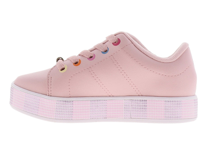Tenis color rosa para niña con suela de plataforma y ojillos multicolores.