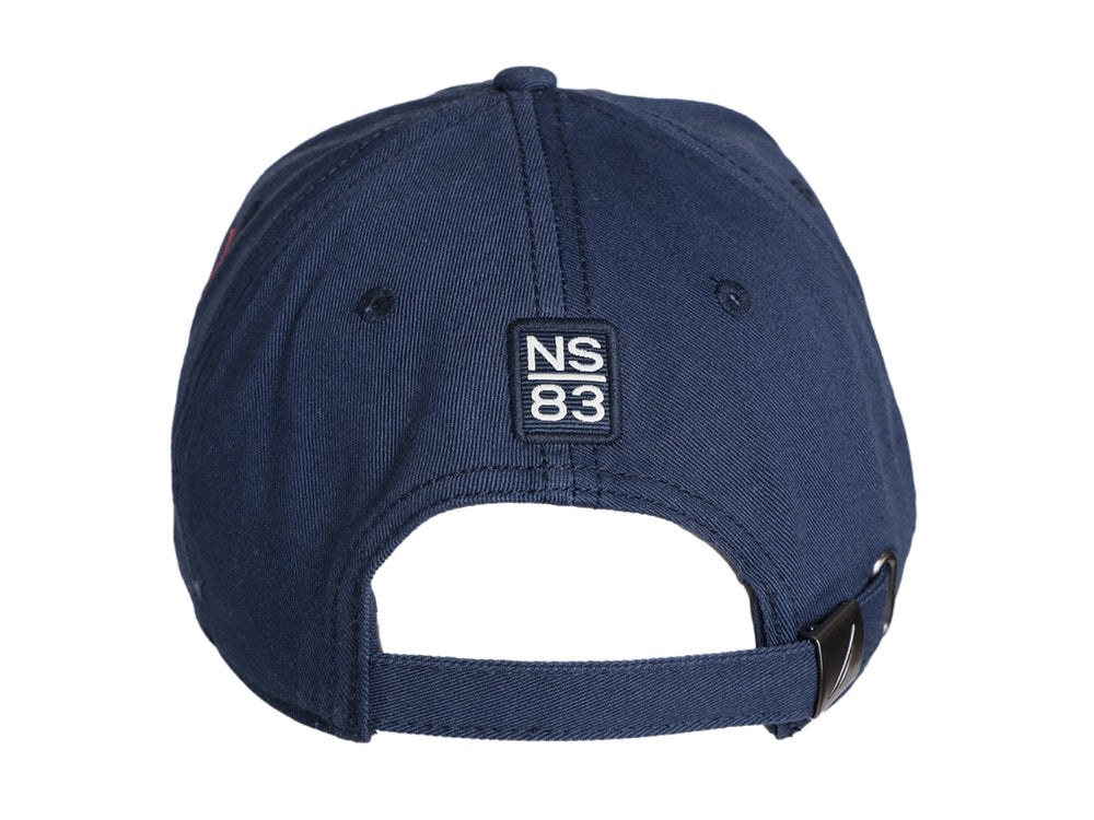 Gorra Nautica color azul marino con logotipo blanco bordado en el frente y visera curva.