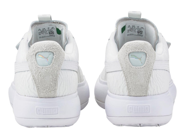 Tenis PUMA Suede Mayu ST WNS color blanco con suela de plataforma y detalles en gris claro.