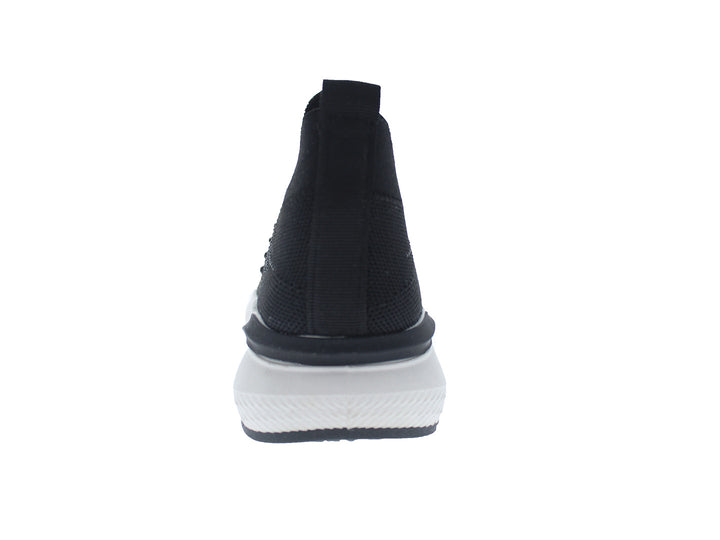 Tenis deportivos Furor color negro con suela blanca, diseño slip-on de tela tejida.