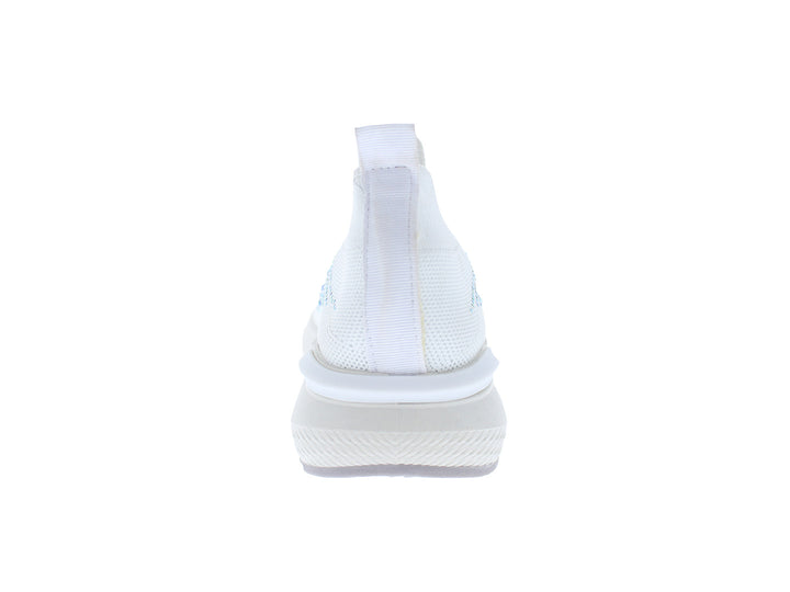 Tenis blancos estilo slip-on decorados con pequeños cristales brillantes en la parte superior.