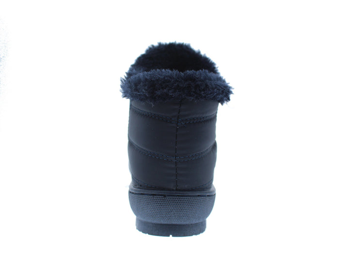 Bota infantil color azul marino con forro de peluche y suela de goma.