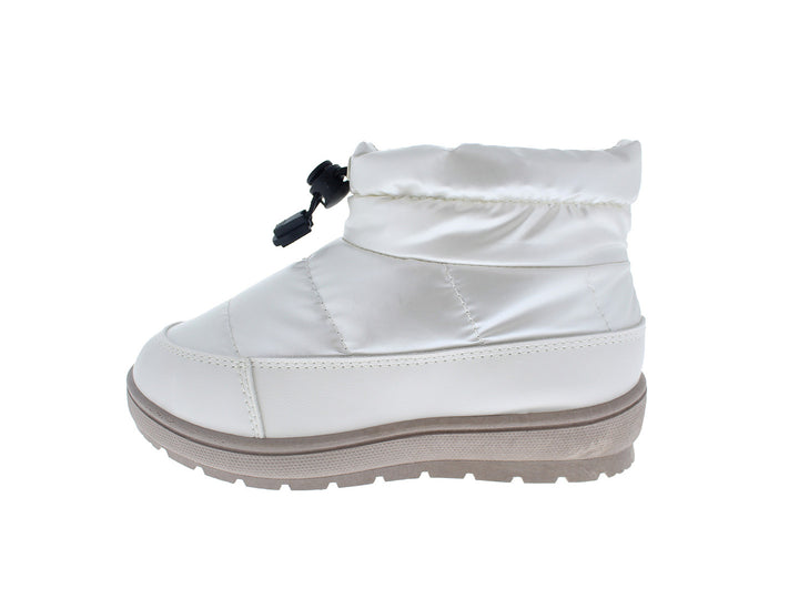 Botas beige acolchadas para bebé o niño con ajuste de cordón negro en la parte superior.