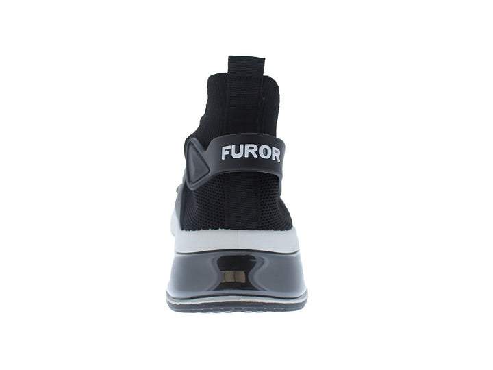 Tenis deportivos Furor color negro con suela blanca y gris, diseño de malla transpirable.
