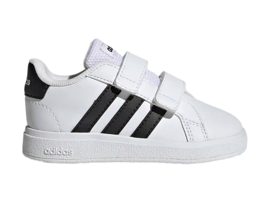 Tenis Adidas Grand Court 2.0 CF I en color blanco con tres franjas negras y cierre de velcro para niños.