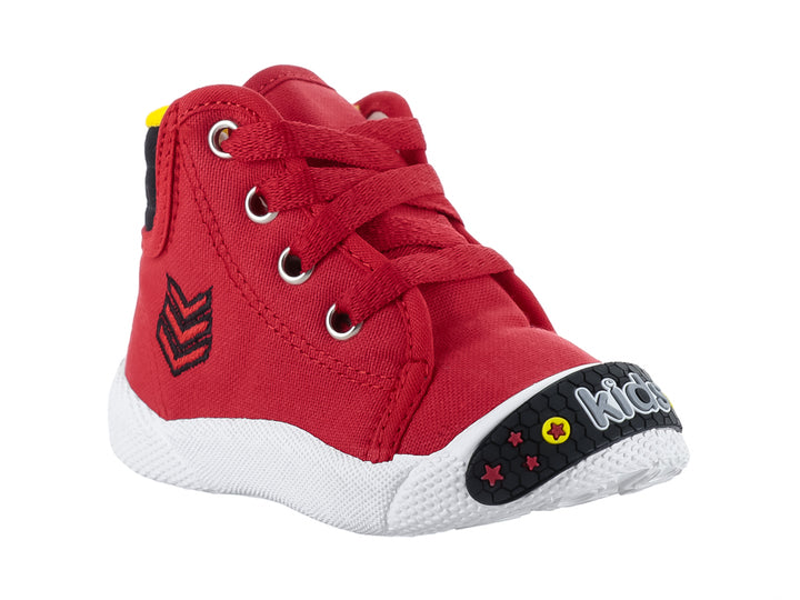 Zapato tipo tenis para bebé en color rojo con suela blanca y detalles en negro.