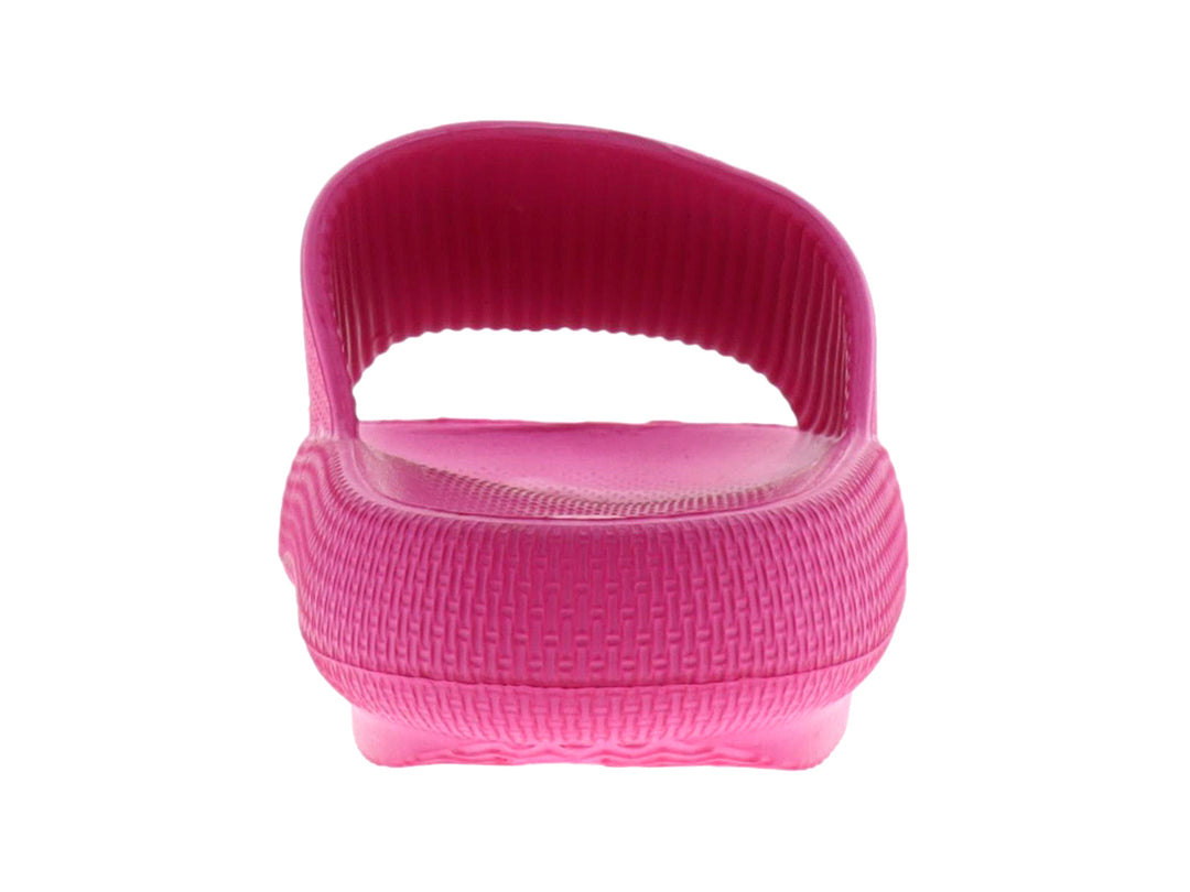 Sandalia deslizante de material EVA en color fucsia con textura rugosa y suela gruesa.