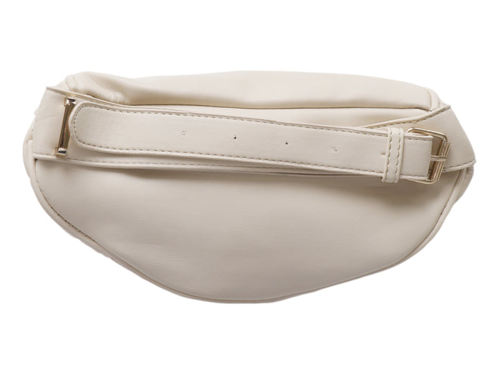Cangurera blanca de la marca Felianna con textura acolchada en forma de V y detalles metálicos dorados.