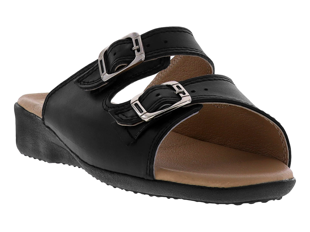 Sandalia negra de cuero con dos correas y hebillas plateadas sobre plantilla beige.