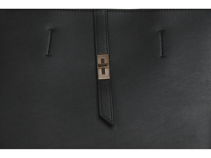 Bolsa tipo tote de color negro con asas largas y detalle metálico central.