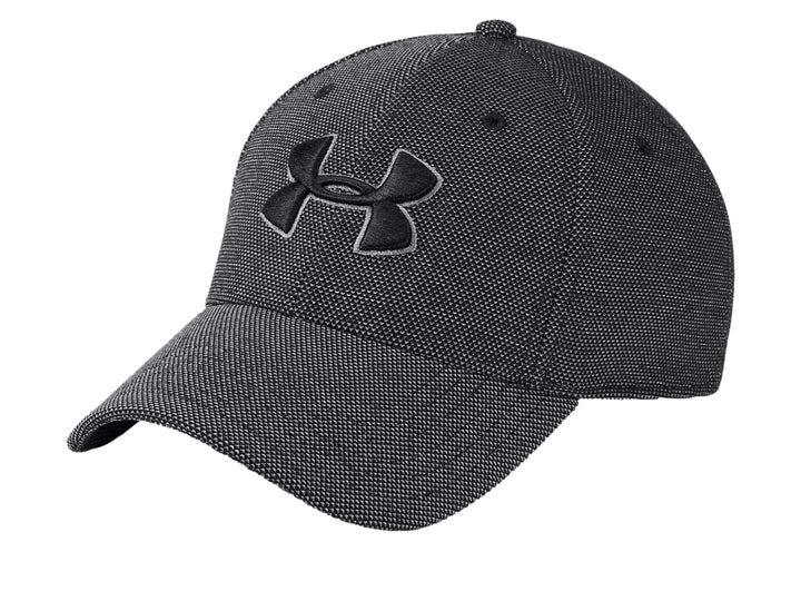 Gorra deportiva Under Armour en color negro jaspeado con logotipo frontal en relieve y visera curva.