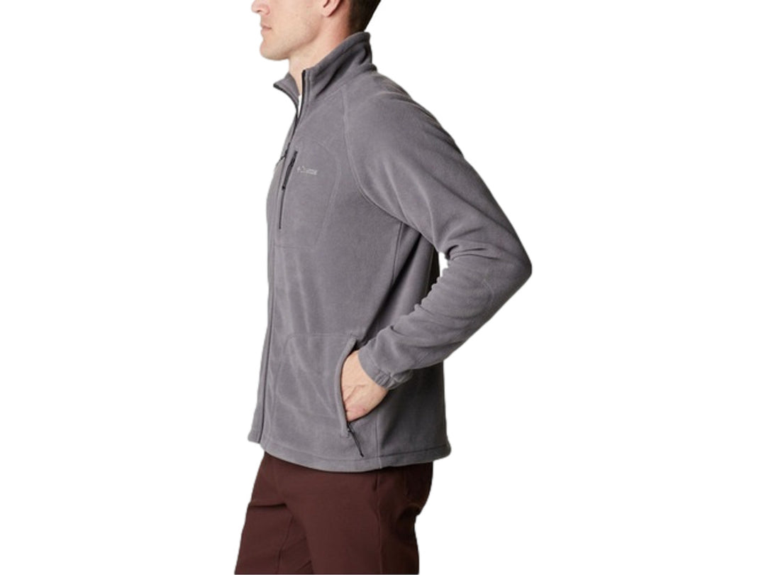 Chaqueta de fleece Columbia color gris con cierre frontal completo y bolsillo superior en el pecho para hombre.