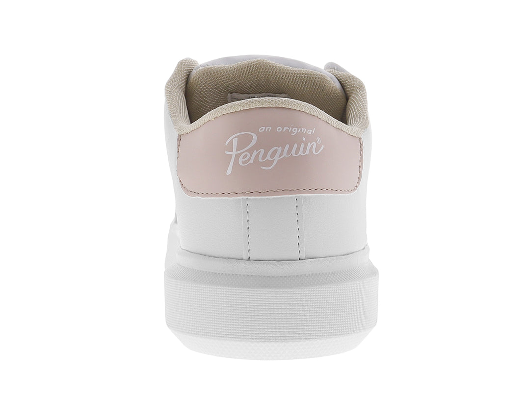 Tenis blancos Penguin con detalle rosa en el talón y suela blanca.