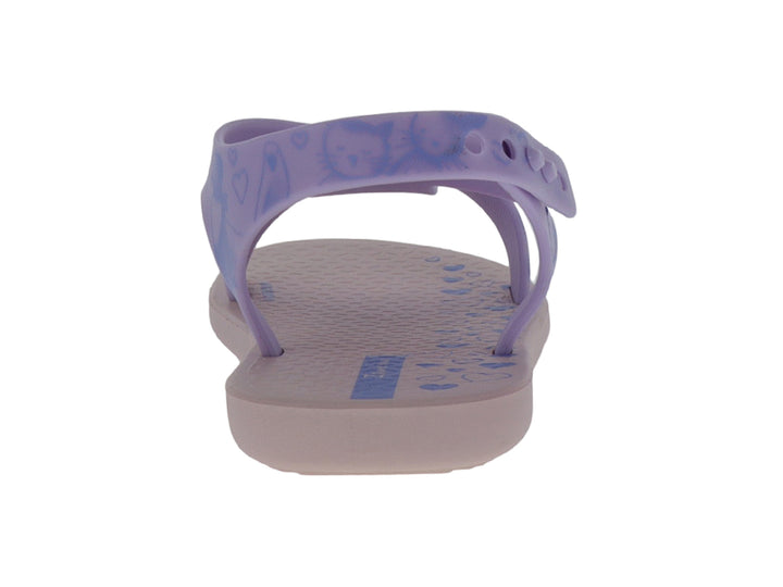 Sandalia Ipanema en tonos lila y azul con correa al tobillo y detalles estampados.