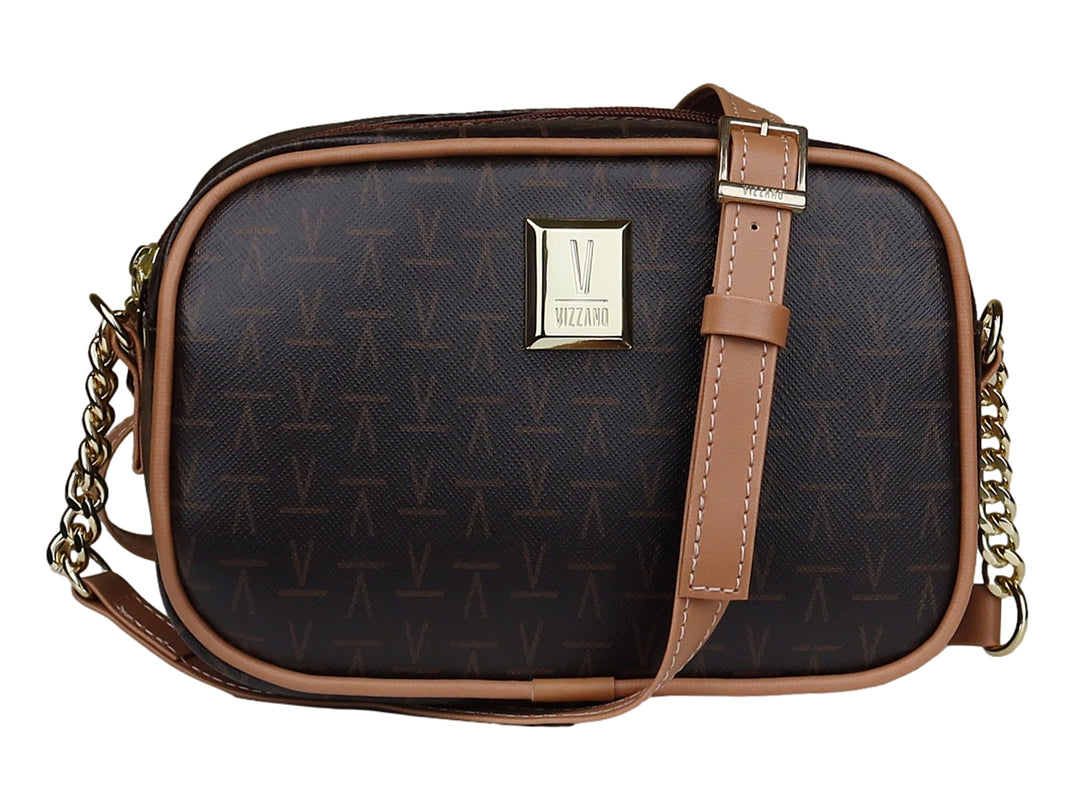 Bolso pequeño Vizzano color café y camel con estampado, correa ajustable y detalles de cadena dorada.