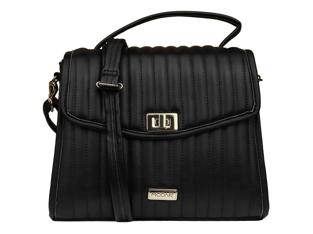 Bolso negro de Modare con textura acolchada, asa superior y correa larga ajustable con detalles en dorado.