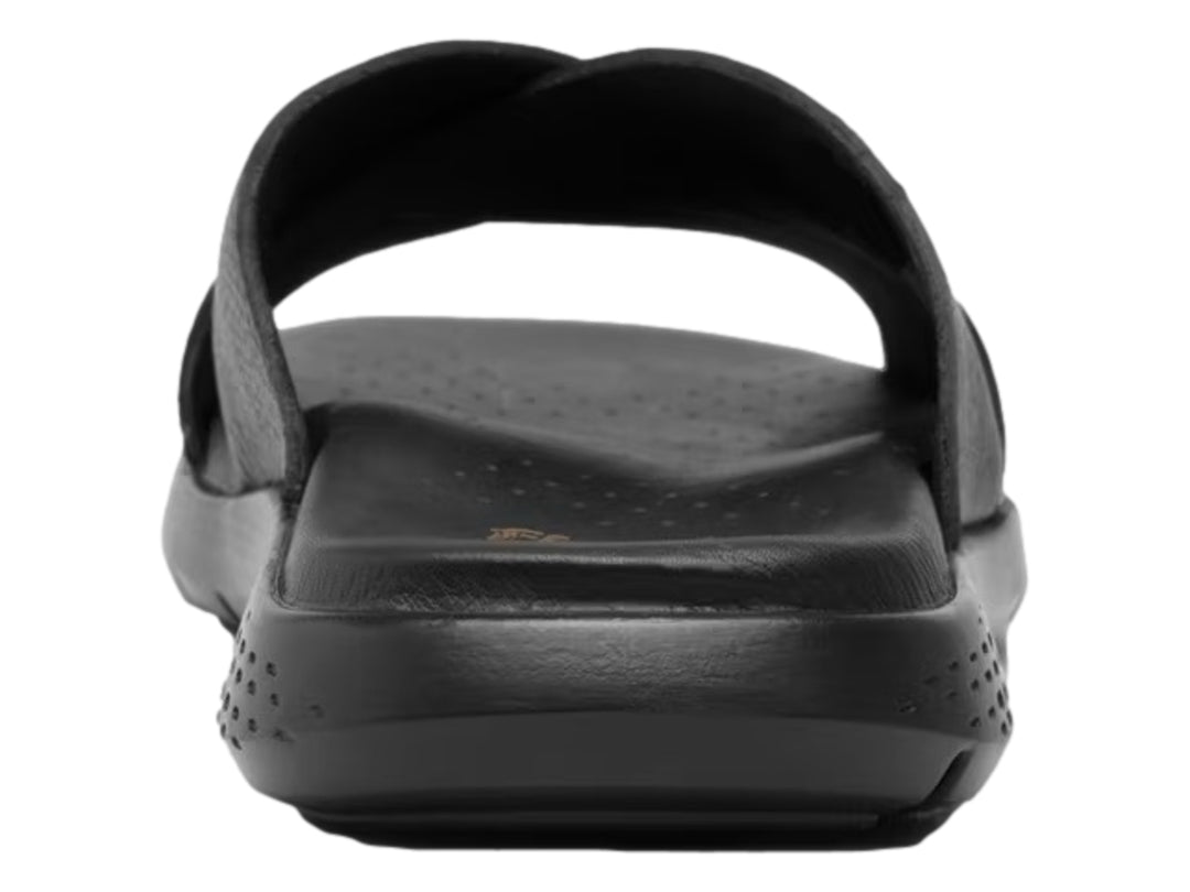 Sandalias Flexi color negro para hombre con diseño de correas cruzadas y suela ergonómica.