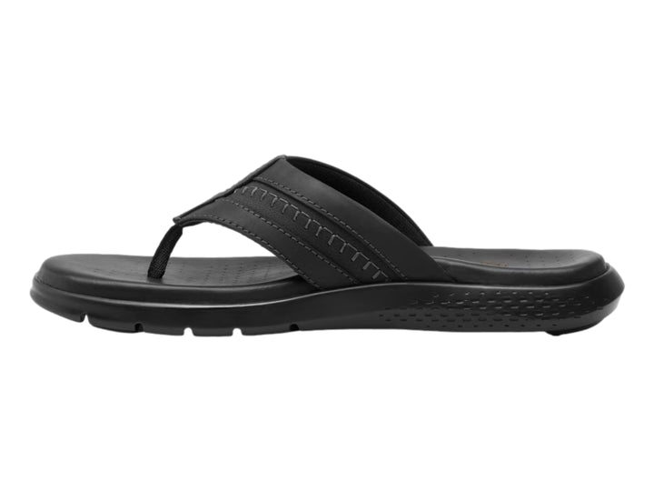 Sandalia Flexi color negro para hombre con diseño de dedo y suela cómoda.