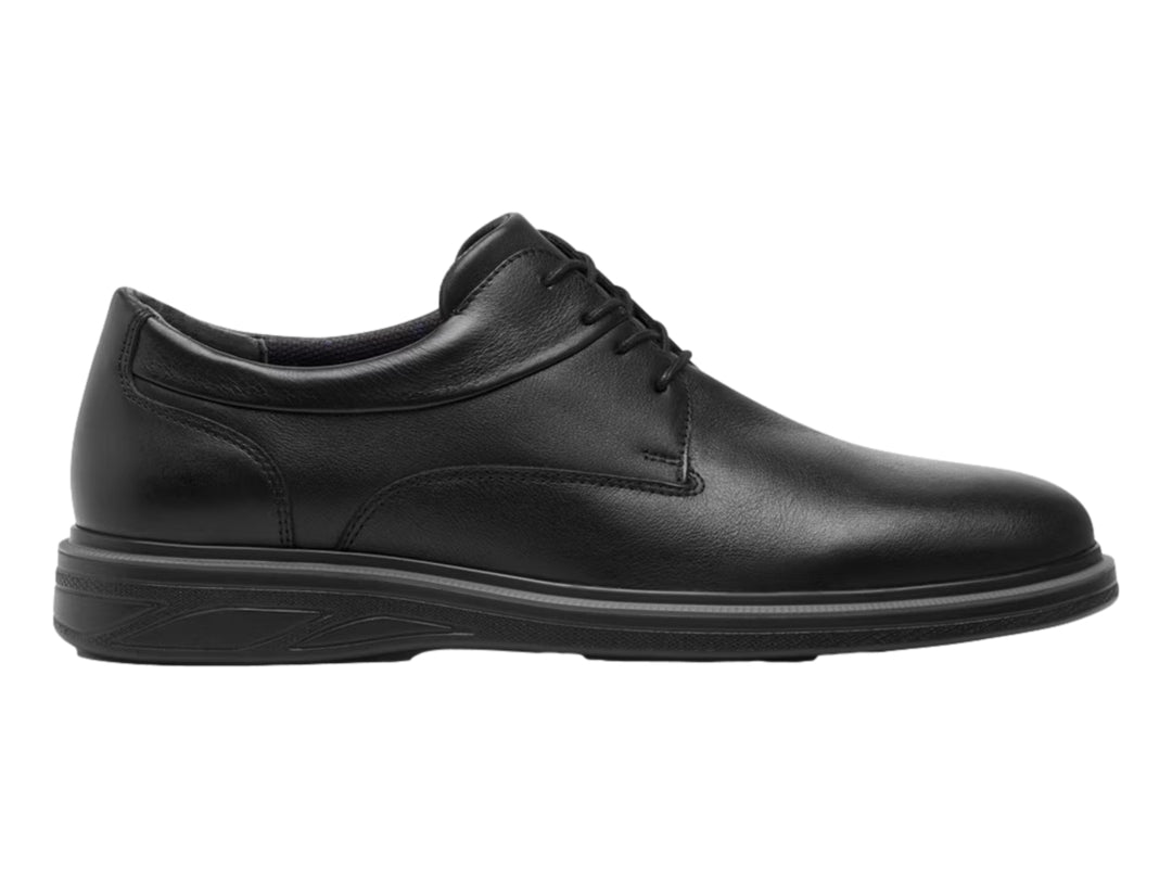 Zapato Flexi color negro para hombre, estilo casual con cordones y acabado en cuero liso.