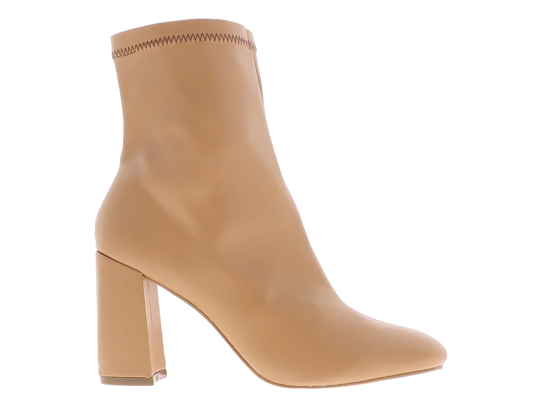 Botines color café de Forever 21 con tacón cuadrado y acabado mate para mujer.