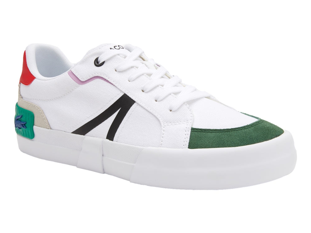 Tenis blancos Lacoste con detalles en rojo, verde y rosa y suela blanca.