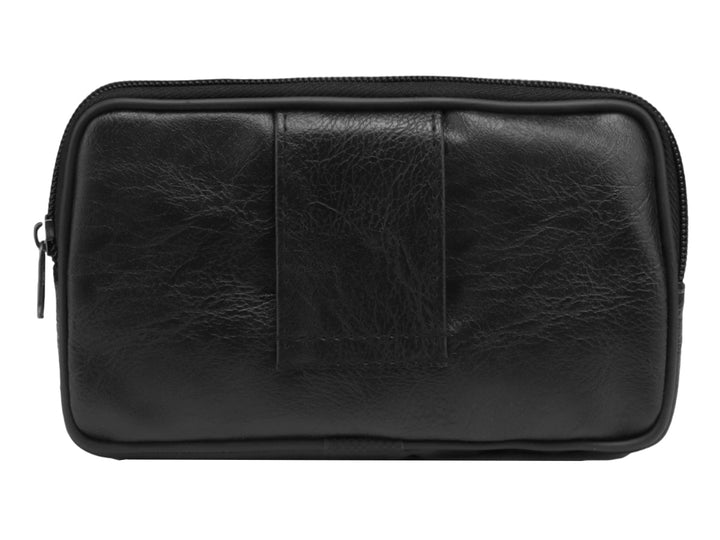 Bolso convertible pequeño de color negro con textura de cuero y cierre superior.