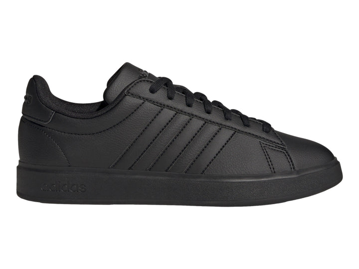 Tenis Adidas Grand Court 2.0 color negro total, vista lateral sobre fondo blanco.