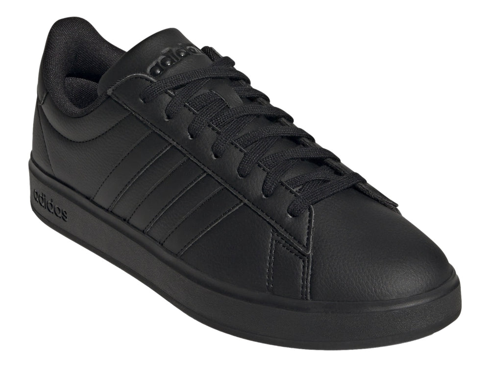 Tenis Adidas Grand Court 2.0 color negro total, vista lateral sobre fondo blanco.
