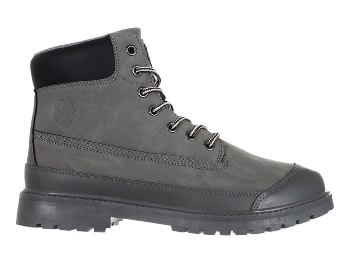 Bota casual K-Swiss de color gris con suela y cuello negro y cordones bicolor.
