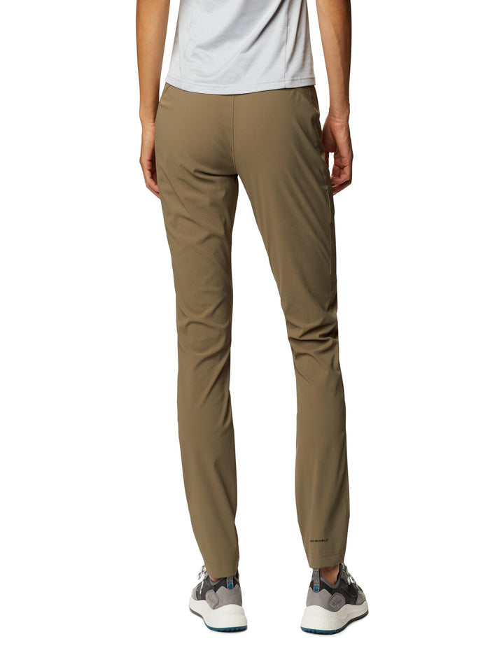 Pantalones Columbia Bryce Peak en color Stone Green para actividades al aire libre.