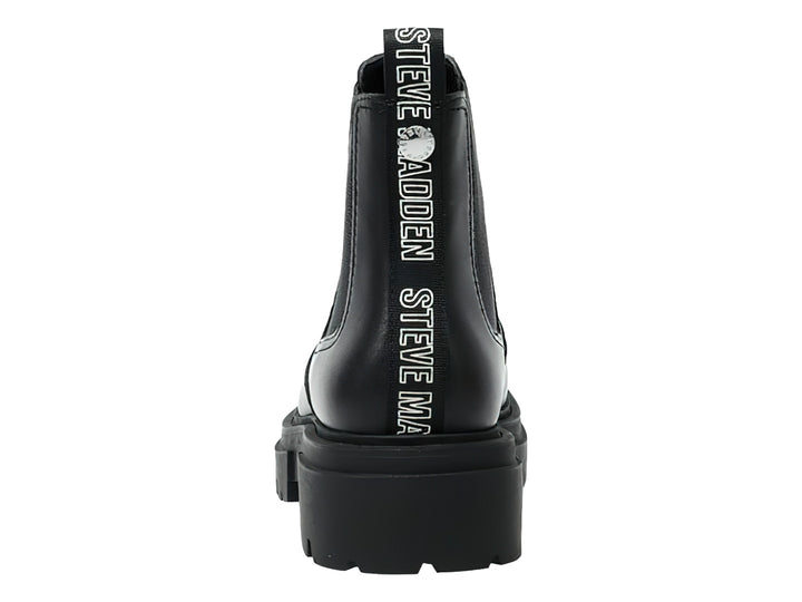 Bota negra Steve Madden con suela track gruesa y diseño estilo Chelsea.