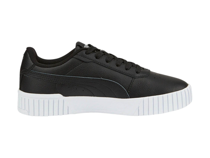 Tenis PUMA Carina 2.0 en color negro con suela de plataforma blanca y detalles plateados.