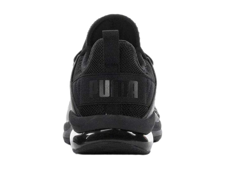 Zapato deportivo PUMA Electron 2.0 Wide en color negro, vista lateral sobre fondo blanco.