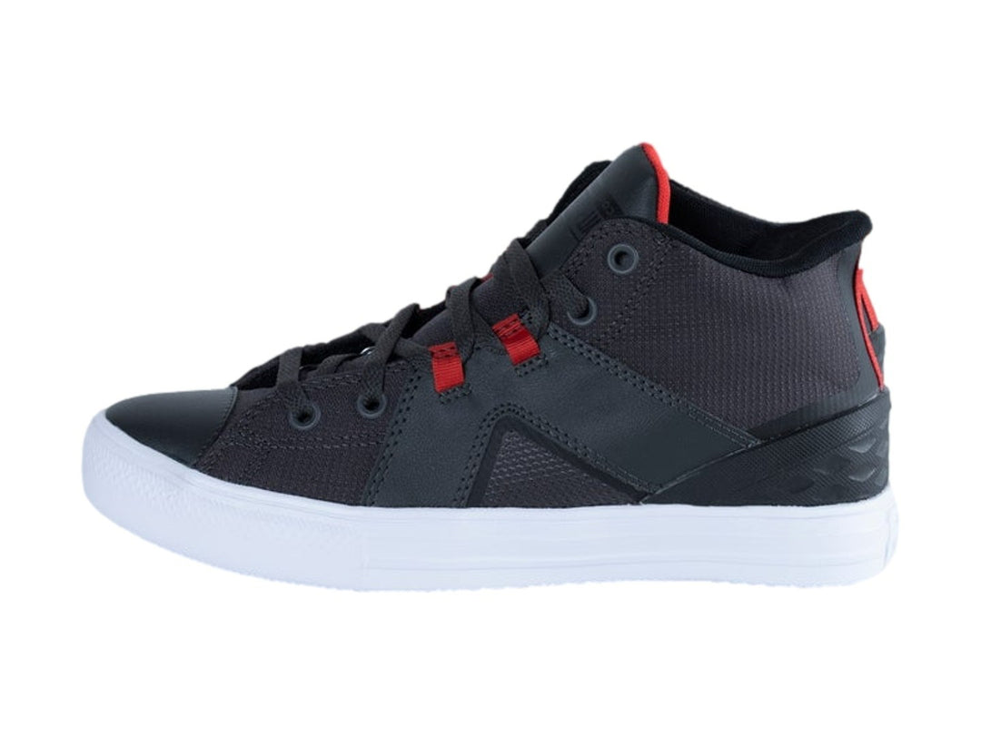 Tenis Converse Chuck Taylor All Star Flux Ultra en color gris oscuro y negro con suela blanca y detalles en rojo.