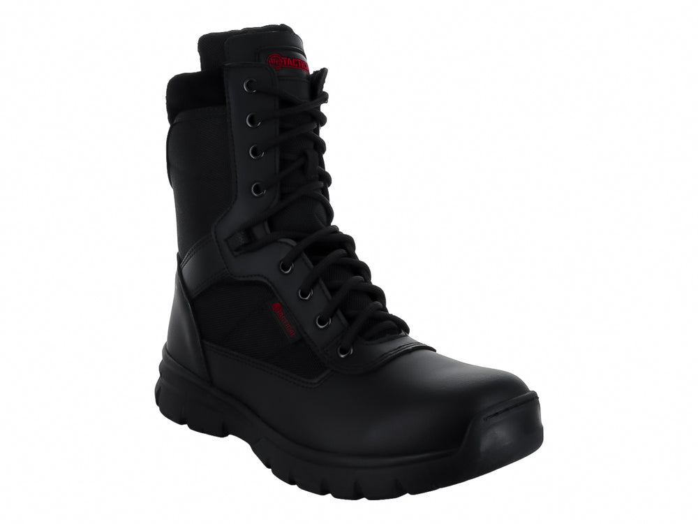 Bota táctica OC Tactical de color negro, caña alta con cordones y suela resistente.