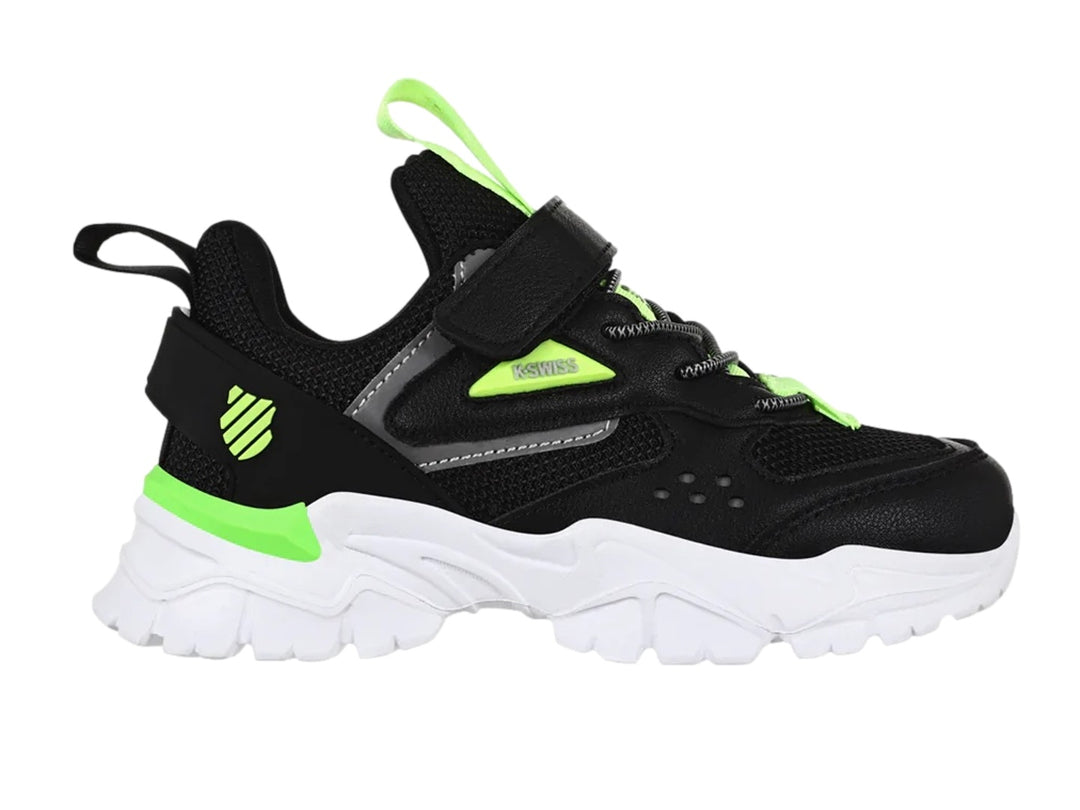 Tenis deportivos K-Swiss color negro con detalles en verde lima y suela blanca robusta.