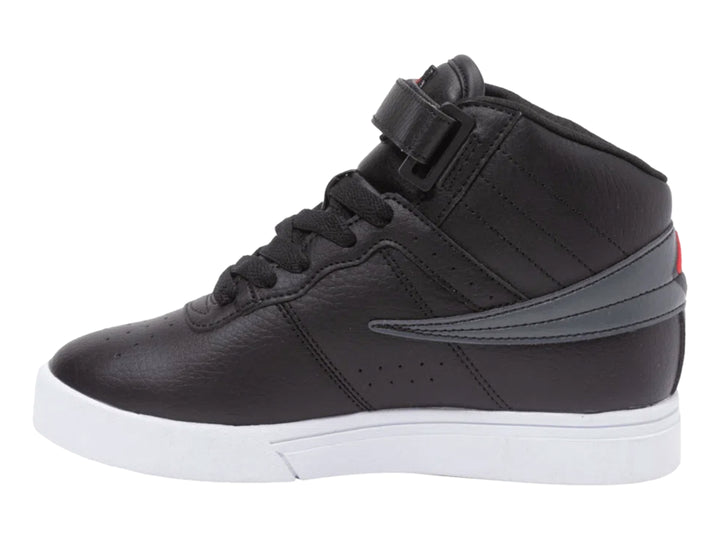 Tenis FILA VULC 13 2D de bota color negro con suela blanca y detalles en rojo.