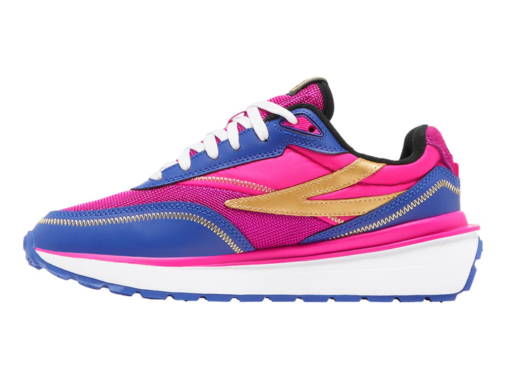 Tenis deportivos FILA en colores rosa y azul con detalles dorados y suela blanca.