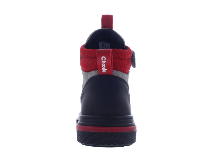 Botín infantil marca Chabelo en color negro con detalles en rojo y gris, cierre de cordones y cinta de velcro.