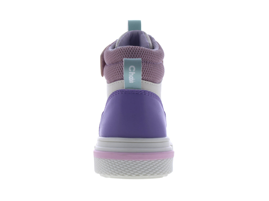 Tenis tipo botín para niña marca Chabelo en colores rosa, gris y morado con suela blanca y detalles en azul.