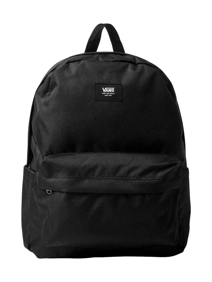 Mochila escolar Vans de color negro con un bolsillo frontal y logotipo central.