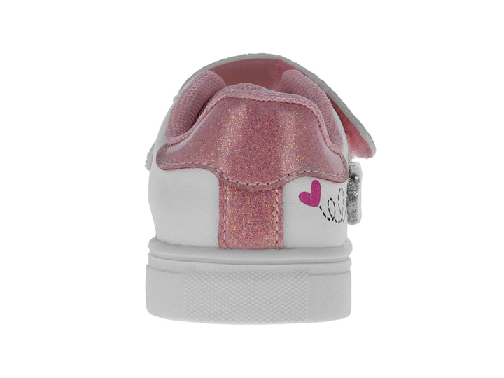 Tenis blancos para niña con detalles en rosa, agujetas decorativas y un corazón brillante con la palabra LOVE.