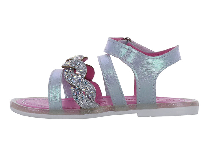 Sandalia para niña color plata brillante con forro rosa y detalles de pedrería.