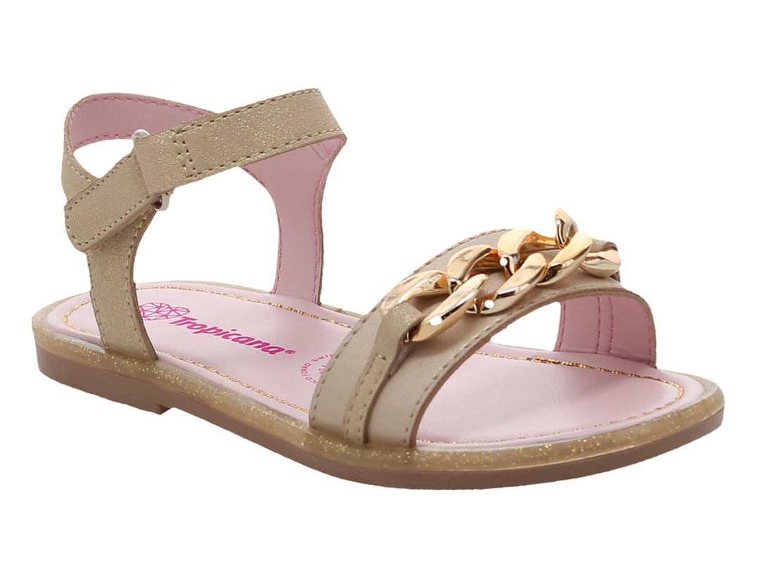 Sandalia color platina con detalle de cadena dorada y plantilla rosa para niña.